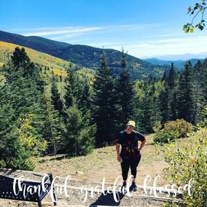 Meet your Posher, Dora luz